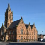 Dlaczego historyczna Ratusz w Derry City może przejść modernizację technologiczną wartą 200 000 funtów